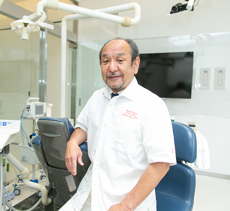 世界的名医Dr.日高豊彦による高度歯科治療