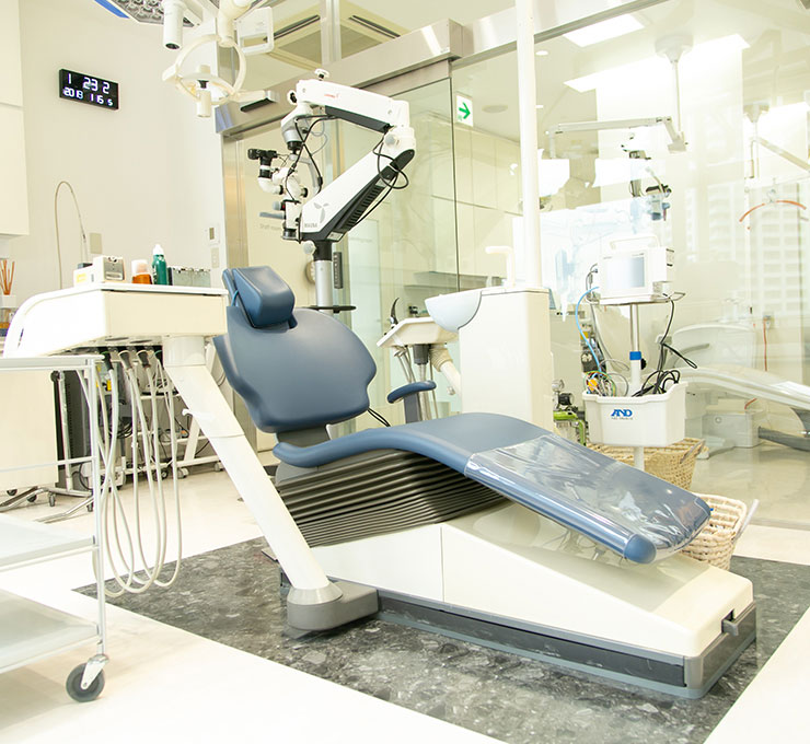 充実した先端機器で高度歯科治療を提供